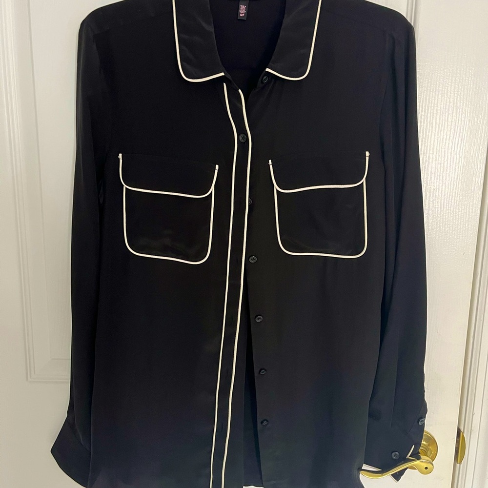 Victoria Secret Nightgown. Silky material. Size S/M Brand New!